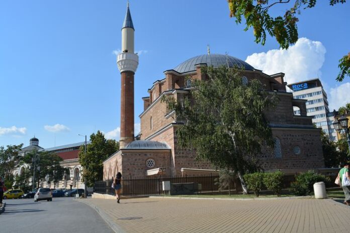Best_Private_Tour _n_Sofia_Banya_Bashi_Mosque_020