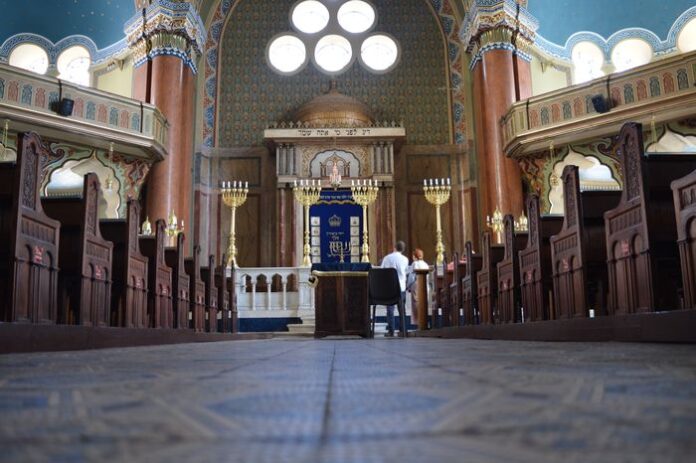 Sofia_City_Tour_Sofia_Central_Synagogue_023