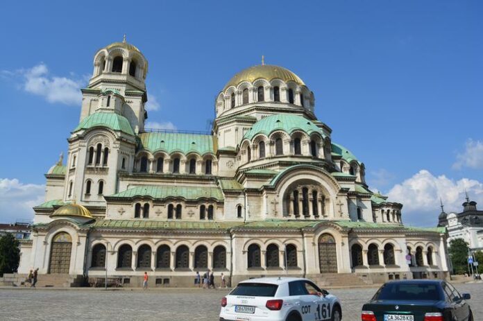 Sofia_Cultural_Tour_St_Alexander_Nevsky_Cathedral_020